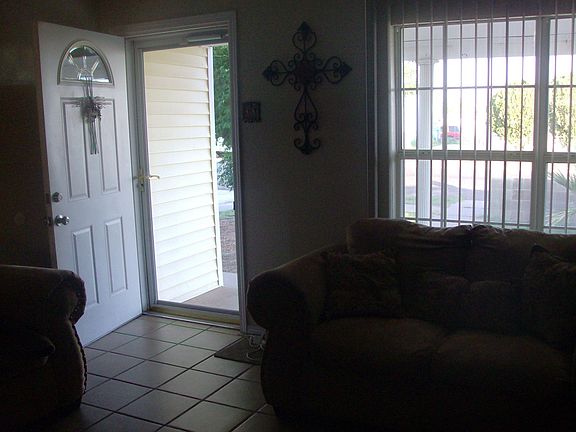 2nd image of 813 E 15th St