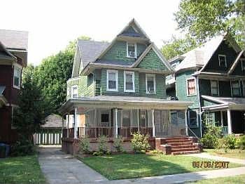 2nd image of 624 E 19th St