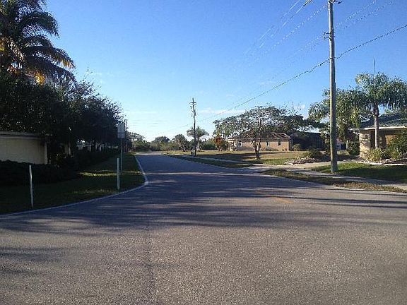 3rd image of 240 W End Dr #6
