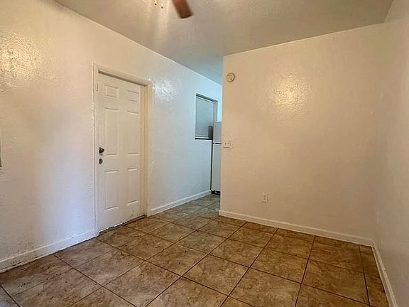 4th image of 225 NW 16th St APT 7
