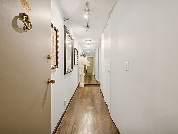 2nd image of 70 W Huron St APT 708