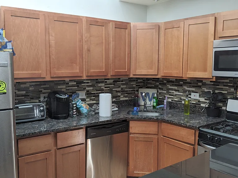 2824 N Sheffield Ave #2 — Photo 6