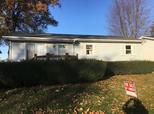 1809 Fairfield Dr, Springfield, IL 62702