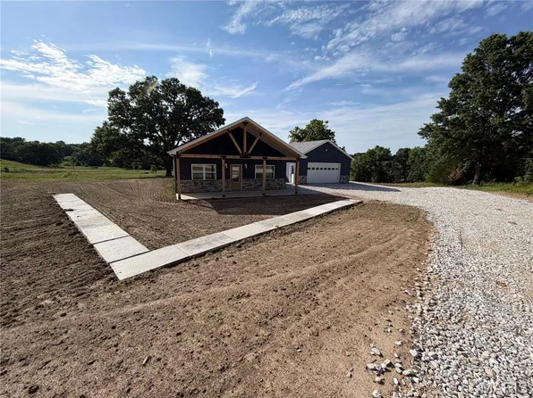11490 Highway 24, Madison, MO 65263
