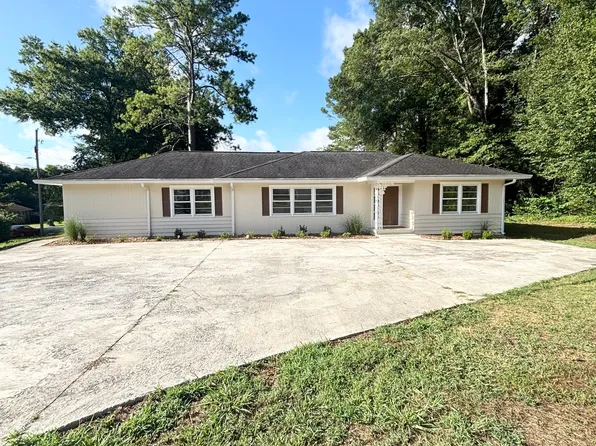 605 W Girard Ave, Cedartown, GA 30125