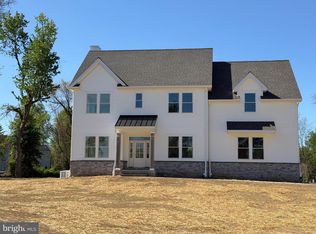 552 Old Forge Rd #B, Glen Mills, PA 19342