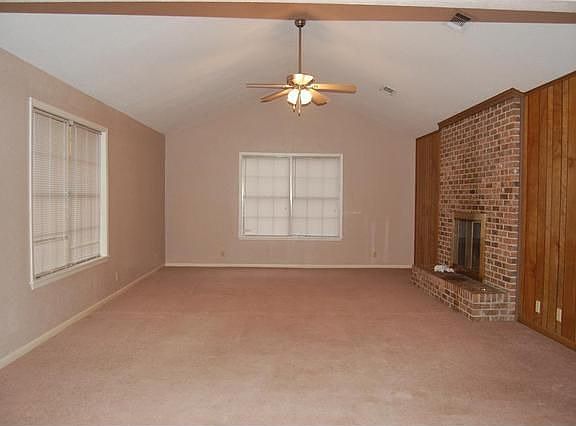 3rd image of 340 Angleridge Dr