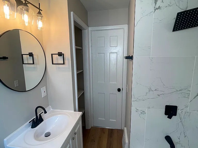 12317 Darlington Ave — Photo 3