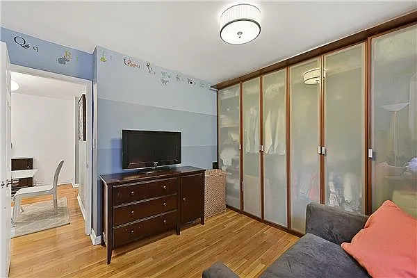 Sold by Exclusive Properties Sotheby's International Realty | media 21