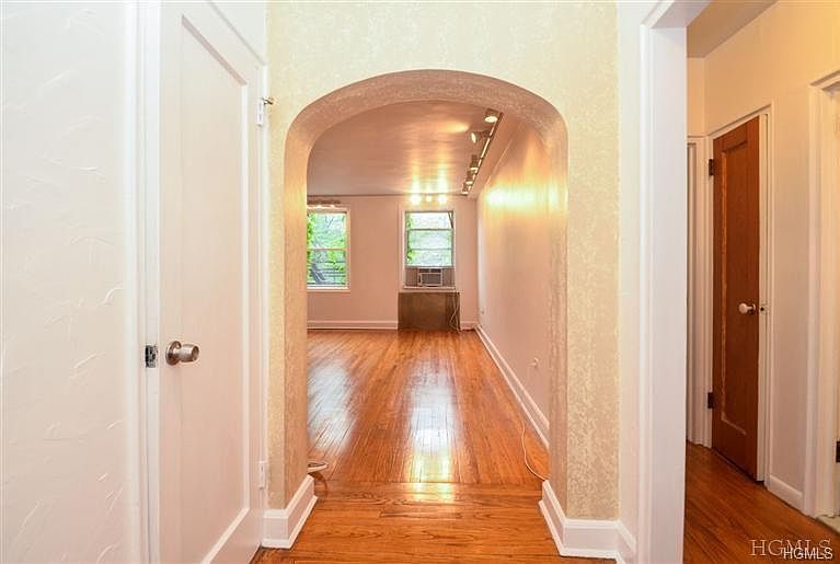 1st image of 113 Larchmont Acres #3B