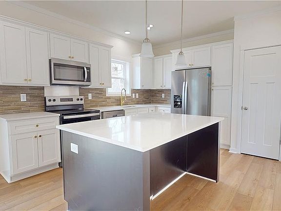 3rd image of 215 Arthur Haney Rd