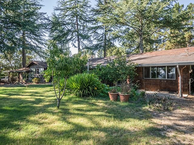 1st image of 23441 Sunset Dr