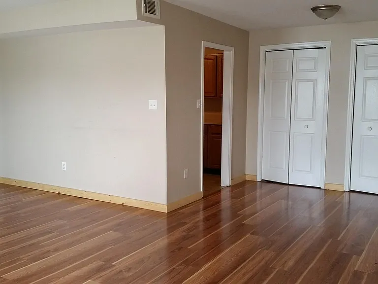 1416 N Shenandoah Ave #4 — Photo 3