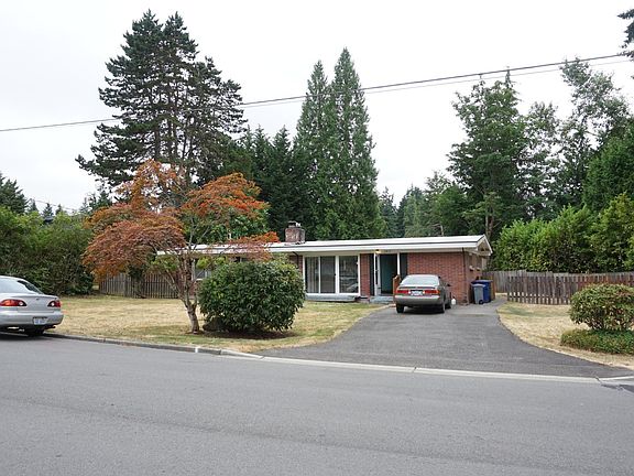 2nd image of 3815 156th Ave SE