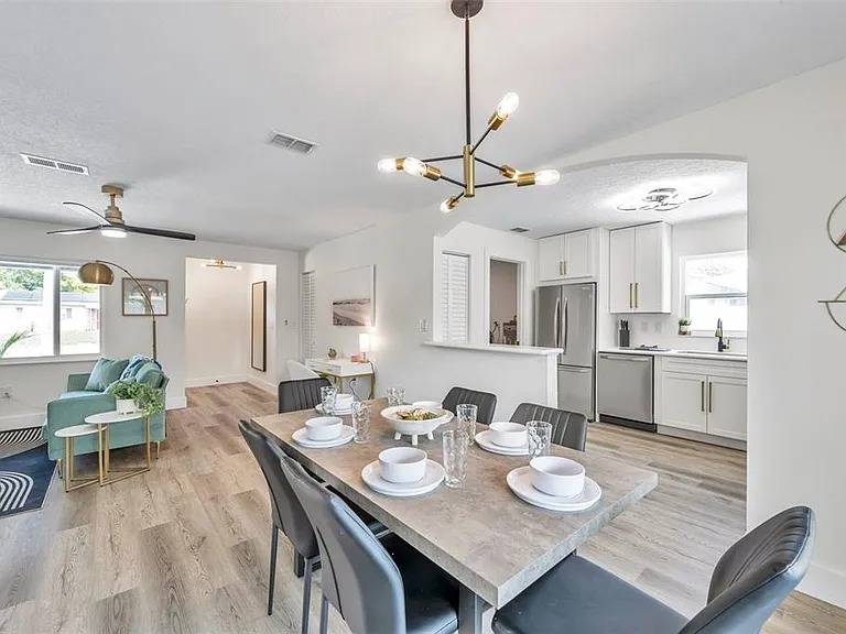 2310 Mary Sue St — Photo 12