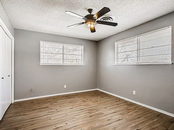 2nd image of 811 Vogel Dr
