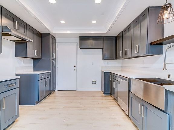 5th image of 559 W Puente St Unit 2