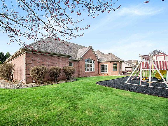 4th image of 1509 Amberwood Dr