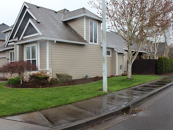 Wrap Around Yard