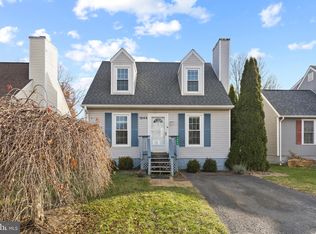 1244 Magnolia Ct, Hagerstown, MD 21742