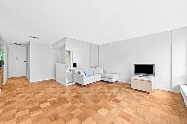Sold by Compass | media 2