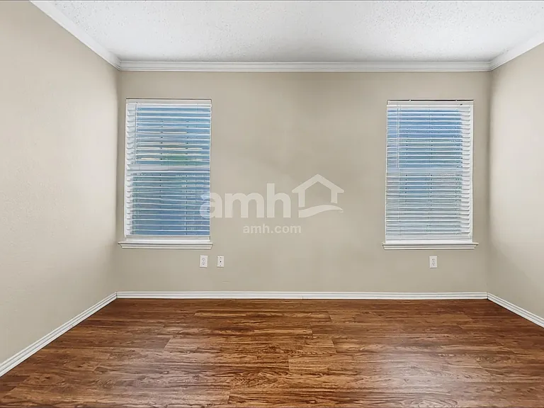 649 Babbling Brook Dr — Photo 10