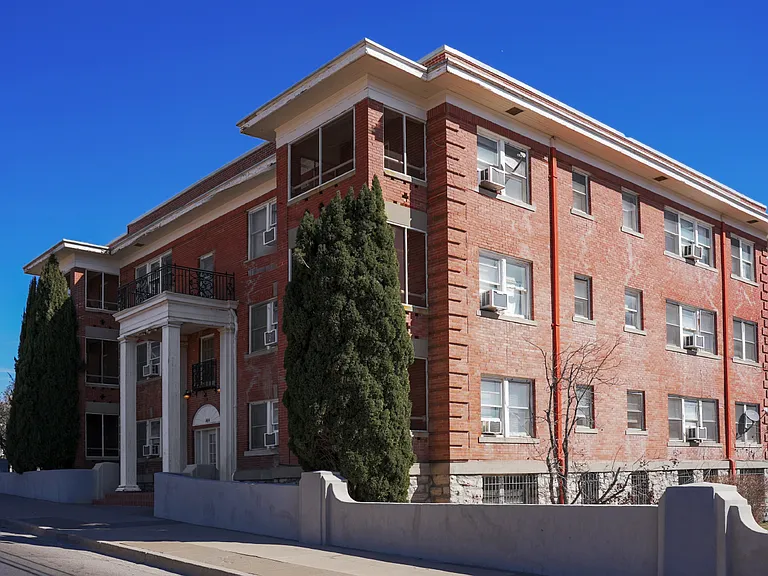 1414 N Piedras St — Photo 1