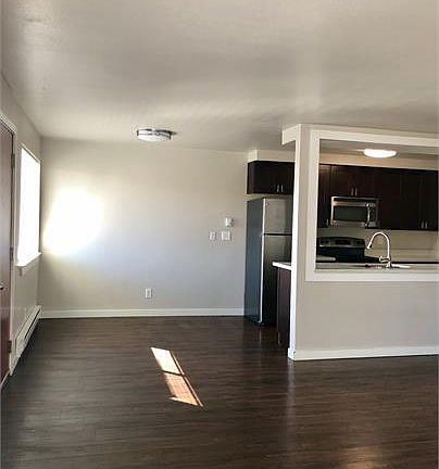 2nd image of 2515 Thorndyke Ave W APT 3
