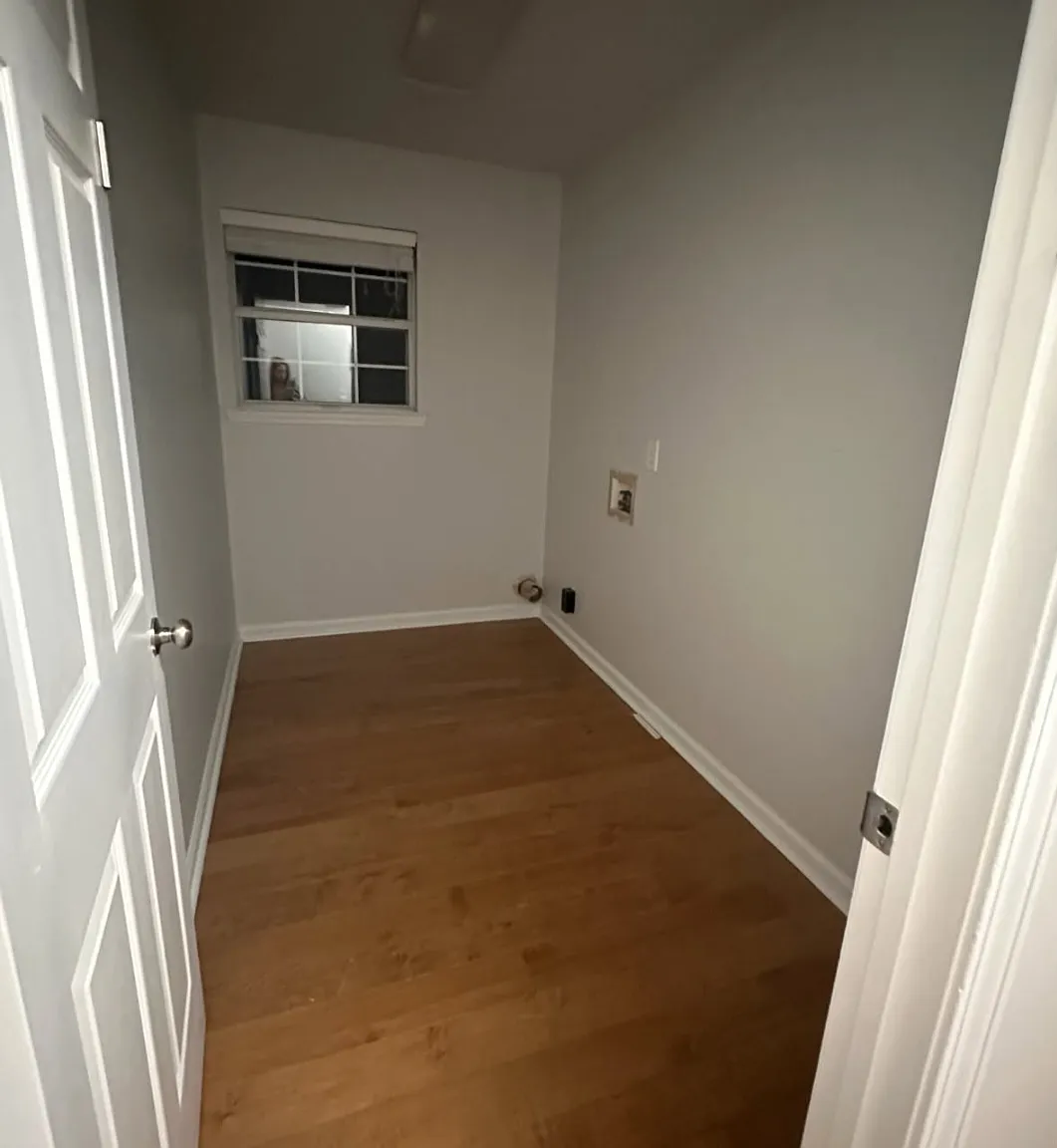 95 Stacey Dr — Photo 2