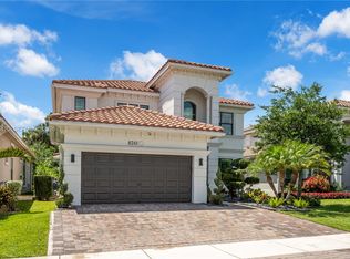 8261 Canopy Ter, Parkland, FL 33076