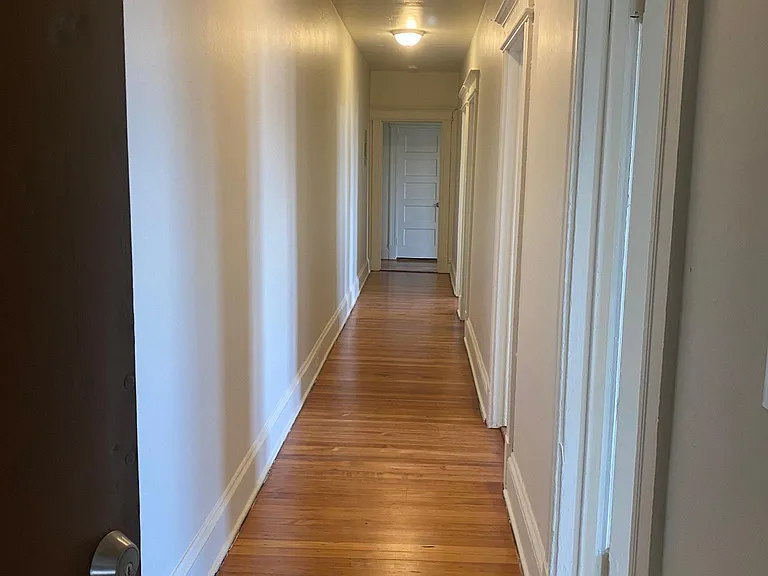 1155 Broad St #4N — Photo 1