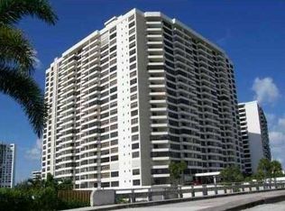 2510 Parkview Dr #809, Hallandale Beach, FL 33009