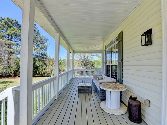 5th image of 1555 Lower River Rd