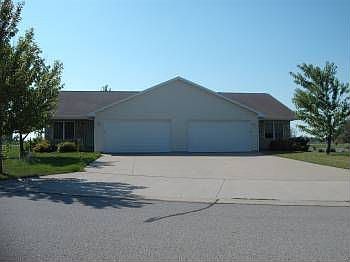 2nd image of 102 Green Way Dr