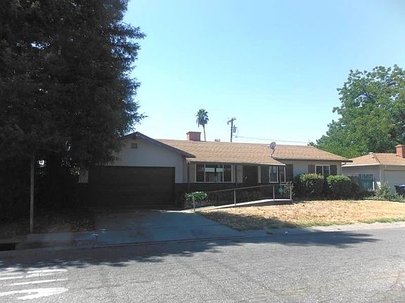 2nd image of 805 Franzel Rd