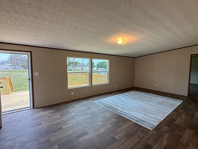 256 County Road 3101 — Photo 10