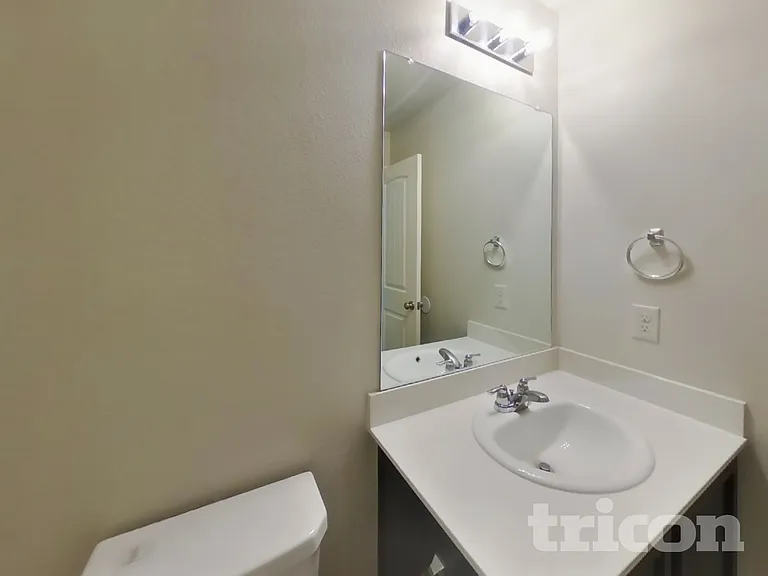5693 McClelland St — Photo 15