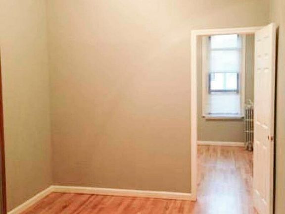 3rd image of 633 Humboldt St #2