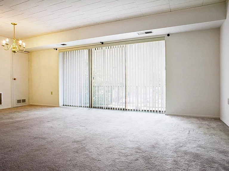 265 Shady Ave #23 — Photo 2