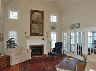 90 Cottage Ln, Moneta, VA 24121