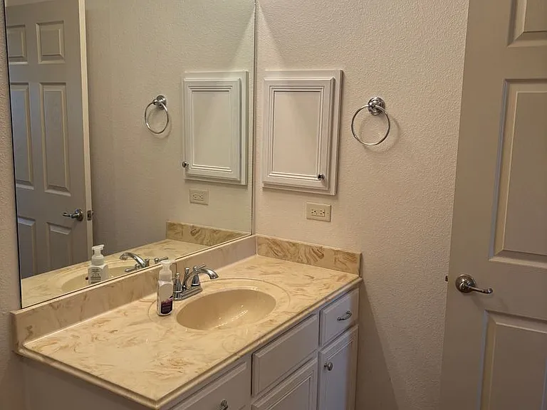 4111 Medical Dr #306A — Photo 13