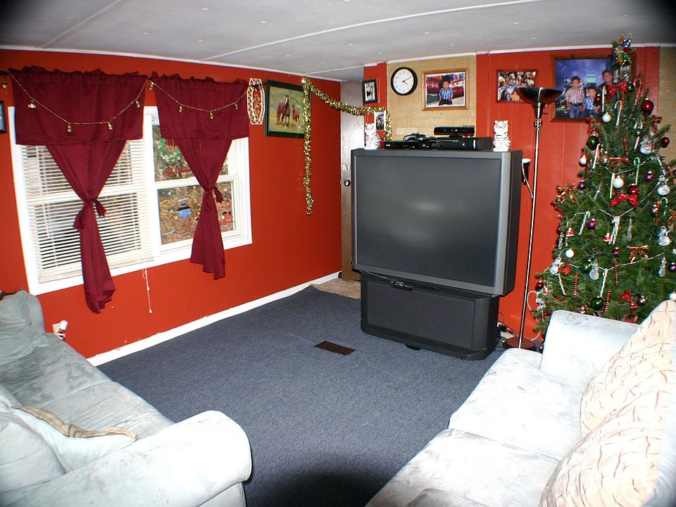2nd image of 18278 Hudson Rd