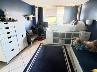 2025 NE 164th St APT 202, North Miami Beach, FL 33162