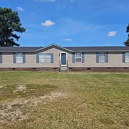 4 bed, 2044 sqft, $1,650 — Photo 1
