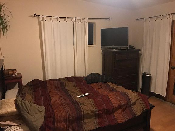 4th image of 2042 Ayala St