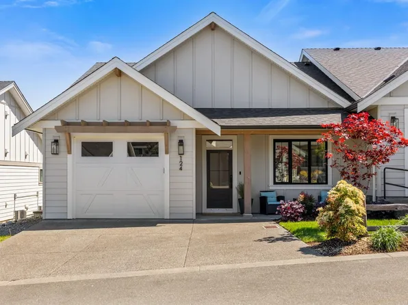 4098 Buckstone Rd #124, Courtenay, BC V9N 0B4