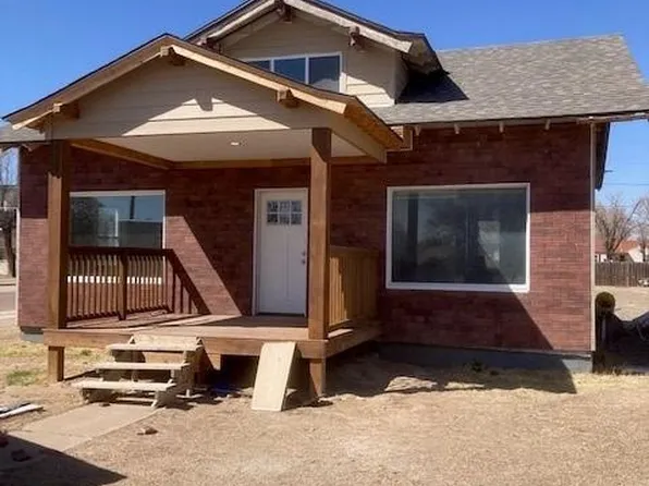 200 E Apache St, Satanta, KS 67870
