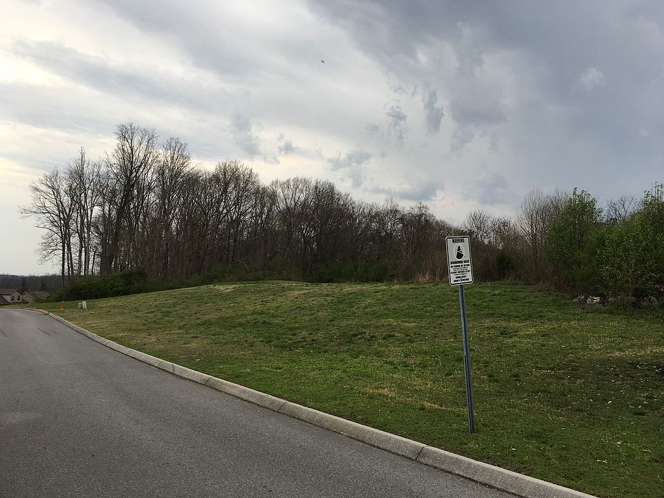 1st image of 100 Old Hickory Ln