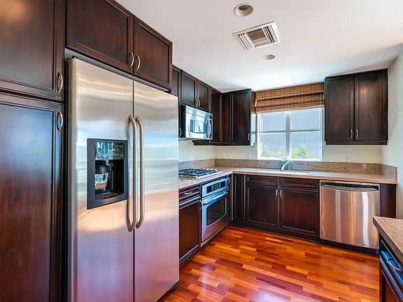 3rd image of 510 1st Ave Unit 302
