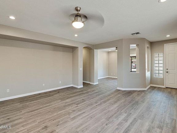 3rd image of 1171 E Indigo Dr